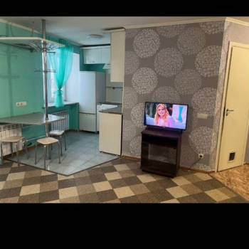 Сдается 2-х комнатная квартира, 42 м²