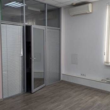Сдается Нежилое помещение, 117,7 м²