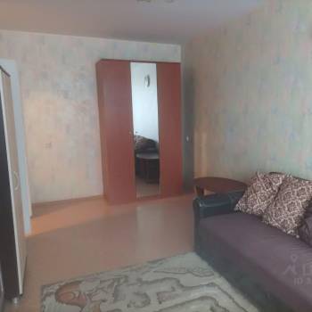 Сдается 1-комнатная квартира, 42 м²