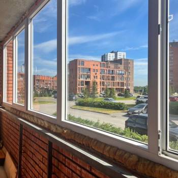 Продается 1-комнатная квартира, 42,4 м²
