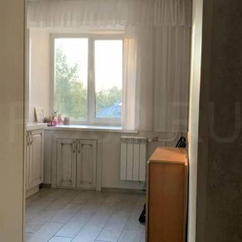 Продается Многокомнатная квартира, 76 м²