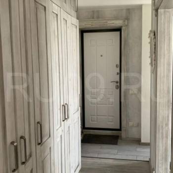 Продается Многокомнатная квартира, 76 м²