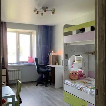 Продается Многокомнатная квартира, 76 м²