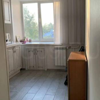 Продается Многокомнатная квартира, 76 м²
