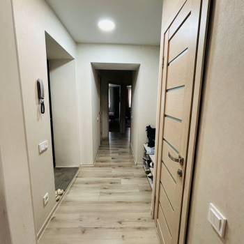 Продается 2-х комнатная квартира, 56,2 м²