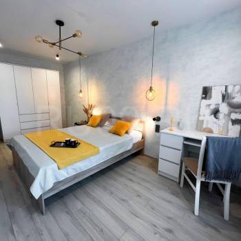 Продается 2-х комнатная квартира, 42 м²