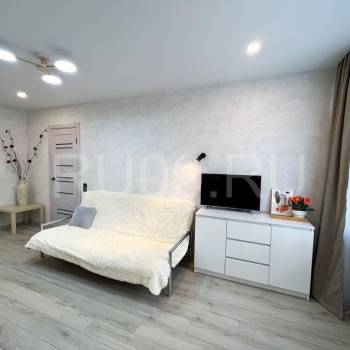 Продается 2-х комнатная квартира, 42 м²