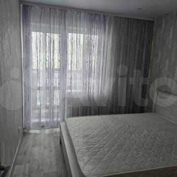 Сдается 1-комнатная квартира, 37 м²