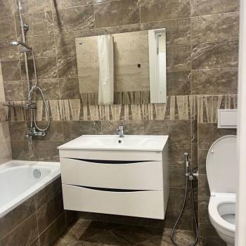 Продается 1-комнатная квартира, 42 м²