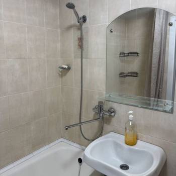 Сдается 1-комнатная квартира, 47,8 м²