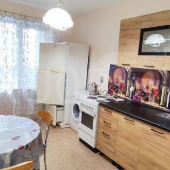 Сдается 2-х комнатная квартира, 64 м²