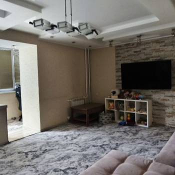 Продается 2-х комнатная квартира, 81,1 м²