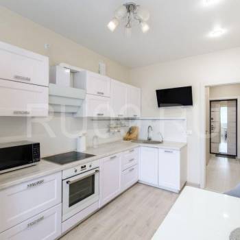 Продается 2-х комнатная квартира, 54 м²