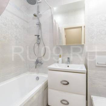 Продается 2-х комнатная квартира, 54 м²