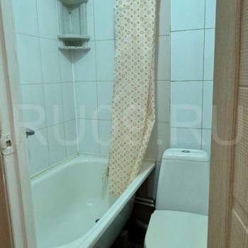 Продается Многокомнатная квартира, 100 м²