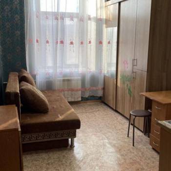 Продается Многокомнатная квартира, 100 м²