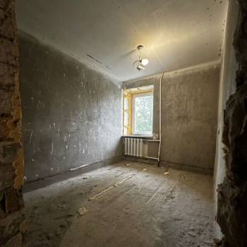 Продается Многокомнатная квартира, 80 м²