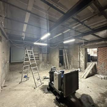 Сдается Нежилое помещение, 270 м²