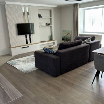 Сдается 2-х комнатная квартира, 75 м²