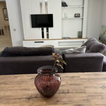 Сдается 2-х комнатная квартира, 75 м²