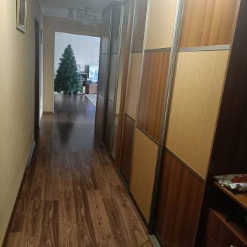 Продается 3-х комнатная квартира, 121 м²