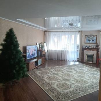 Продается 3-х комнатная квартира, 121 м²