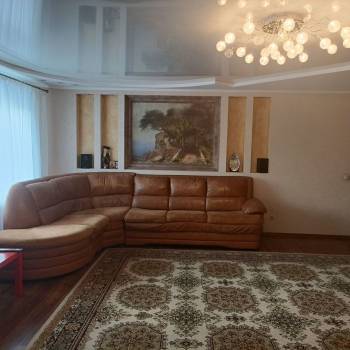 Продается 3-х комнатная квартира, 121 м²