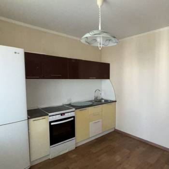 Продается 1-комнатная квартира, 40,4 м²