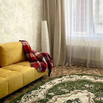 Сдается 1-комнатная квартира, 38 м²
