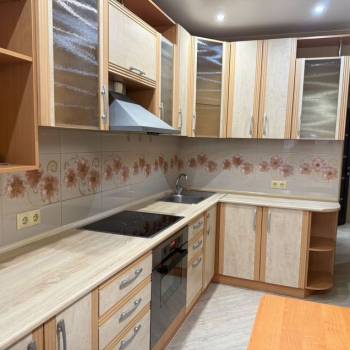 Сдается 1-комнатная квартира, 43 м²