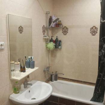Сдается 1-комнатная квартира, 43 м²