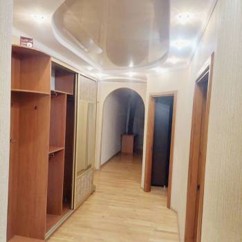 Сдается Многокомнатная квартира, 70 м²