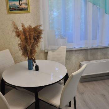 Продается 1-комнатная квартира, 36 м²