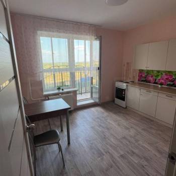 Сдается 1-комнатная квартира, 36 м²