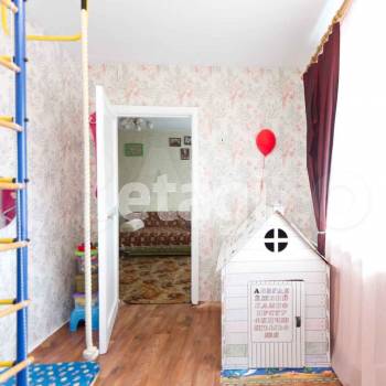 Продается Многокомнатная квартира, 60,3 м²