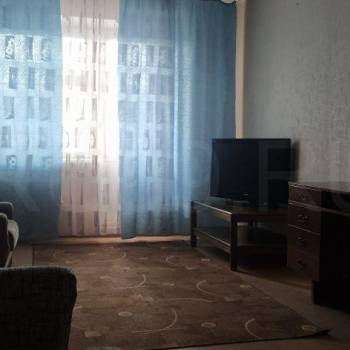 Сдается 1-комнатная квартира, 38 м²