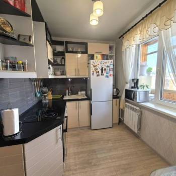 Продается 1-комнатная квартира, 38 м²