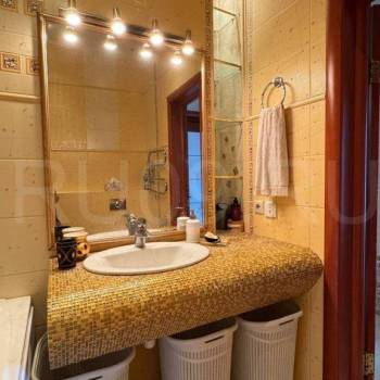 Продается 3-х комнатная квартира, 126 м²