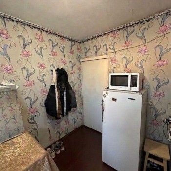 Продается 1-комнатная квартира, 11 м²
