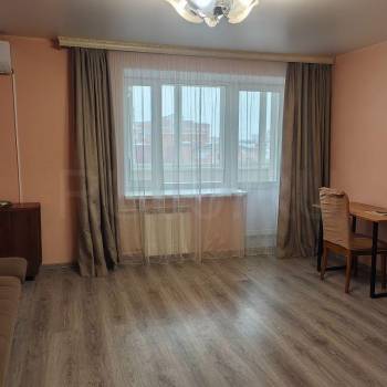 Сдается 1-комнатная квартира, 46 м²
