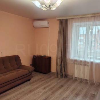Сдается 1-комнатная квартира, 46 м²