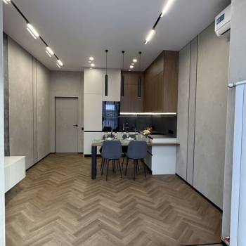 Продается 1-комнатная квартира, 53,1 м²