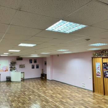 Продается Нежилое помещение, 100 м²