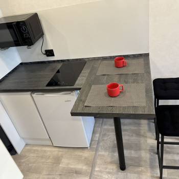 Продается 1-комнатная квартира, 18 м²