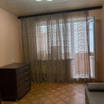Сдается 1-комнатная квартира, 35 м²