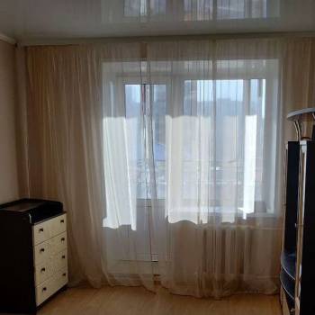 Сдается 1-комнатная квартира, 54 м²