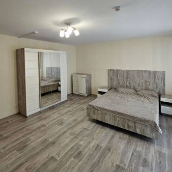 Сдается 2-х комнатная квартира, 70 м²
