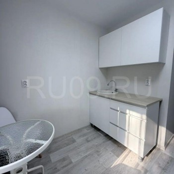 Продается 1-комнатная квартира, 12 м²