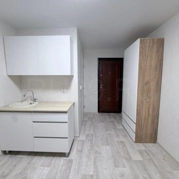 Продается 1-комнатная квартира, 12 м²