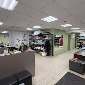Продается Нежилое помещение, 90 м²